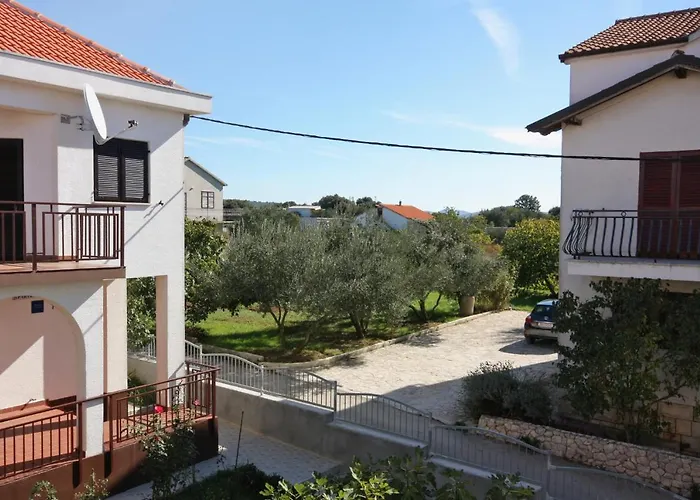 5769c Apartamento *